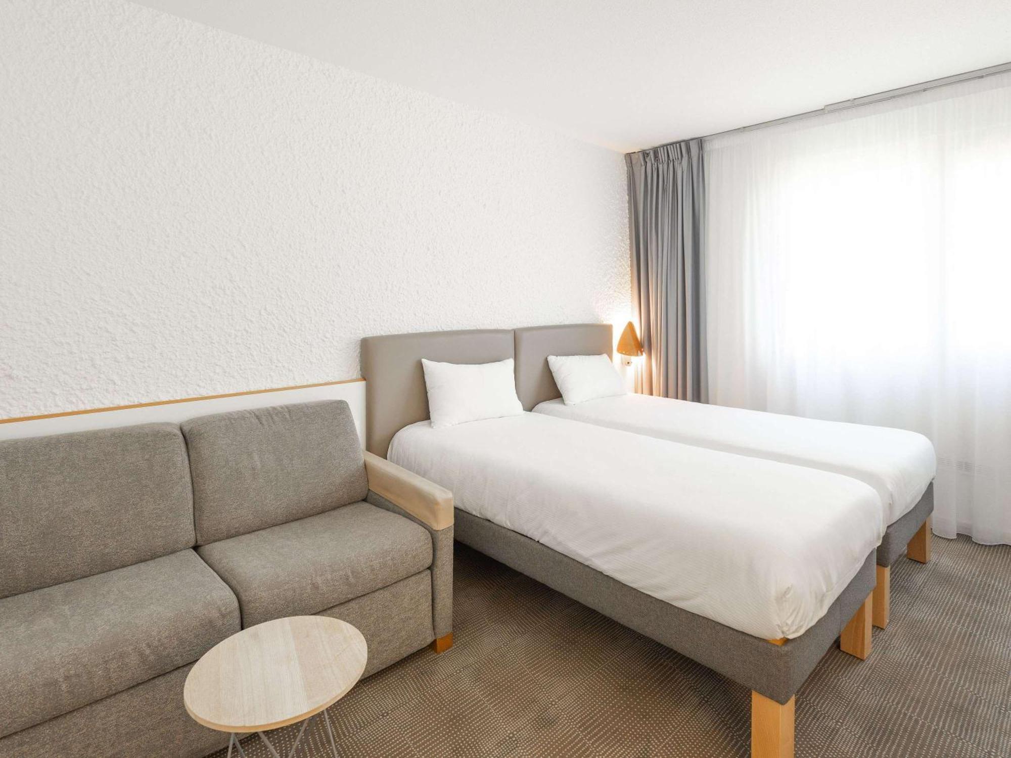 Novotel Macon Nord - Porte De Bourgogne Zewnętrze zdjęcie