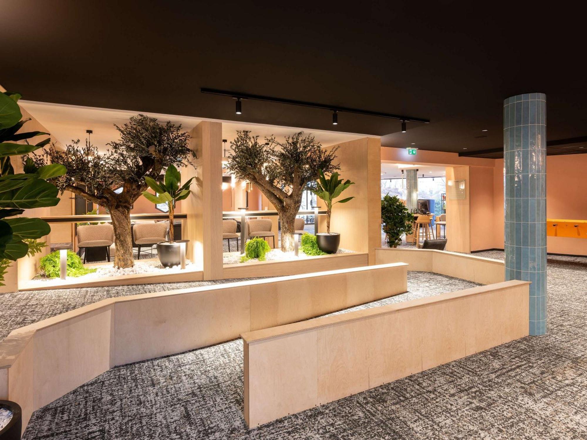 Novotel Macon Nord - Porte De Bourgogne Zewnętrze zdjęcie